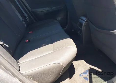 2017 Nissan Sentra S z USA, uszkodzony, nr VIN 3N1AB7AP4HY233225